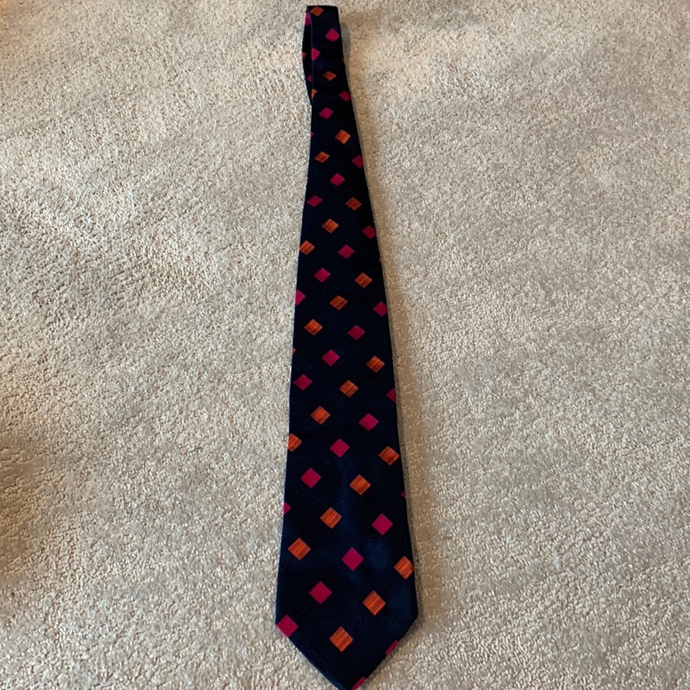 3/$45 PAUL SMITH silk tie